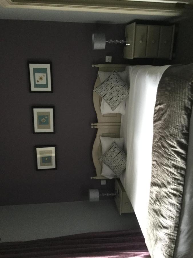 Deluxe Zimmer mit Kingsize-Bett