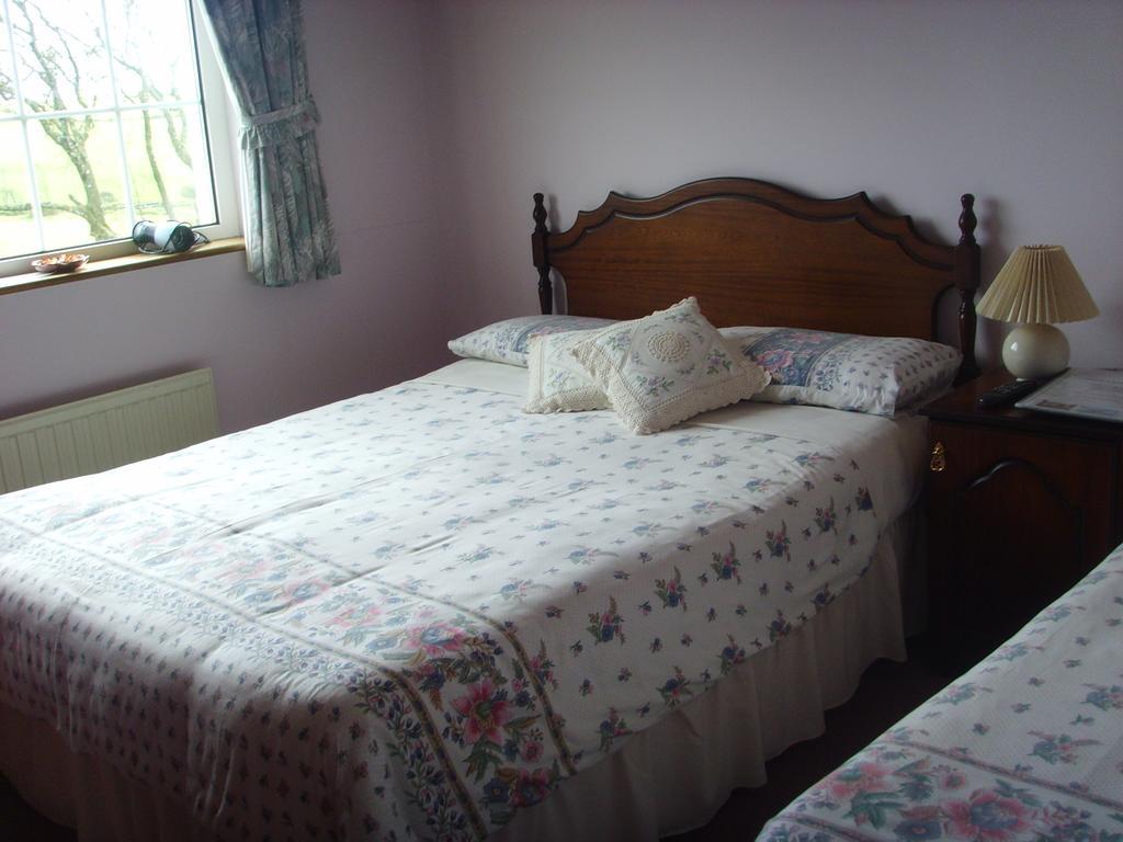 Double Room with Shared Toilet