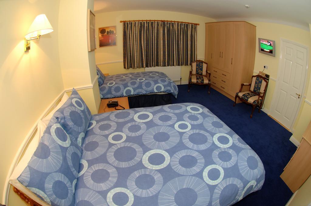 Twin Room,422576889:JPEG