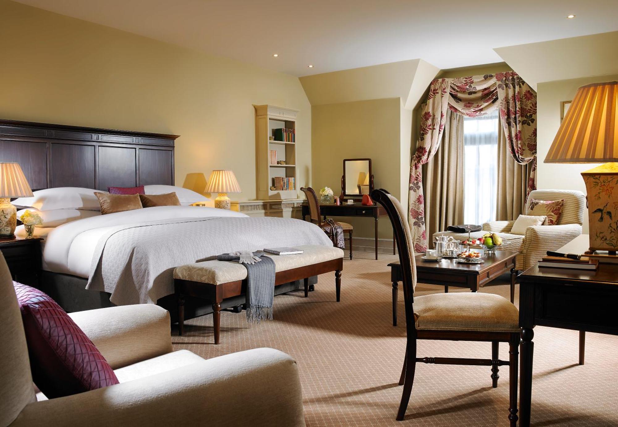 Superior King Room,1432982539:JPEG