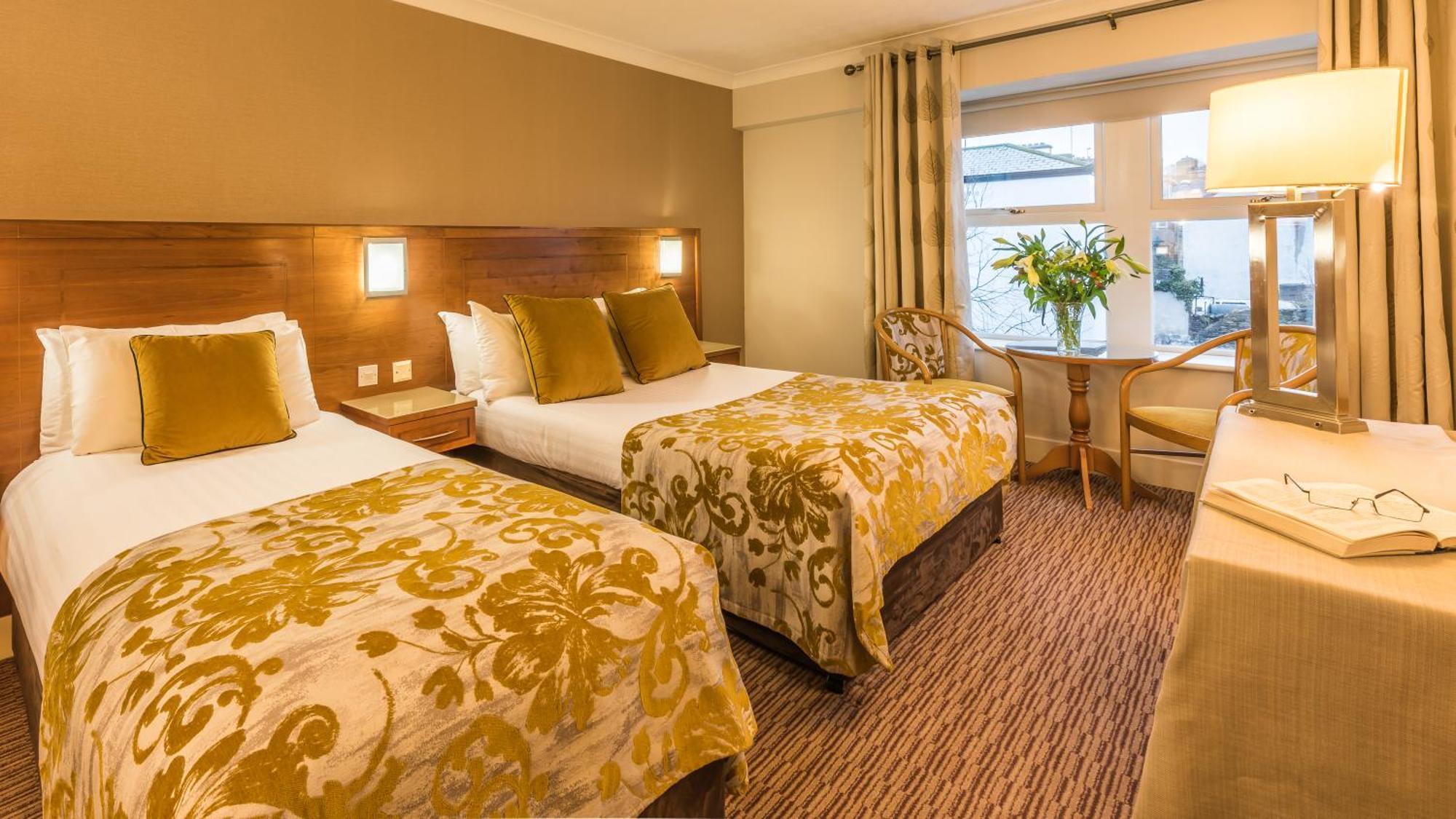 Classic Twin Room