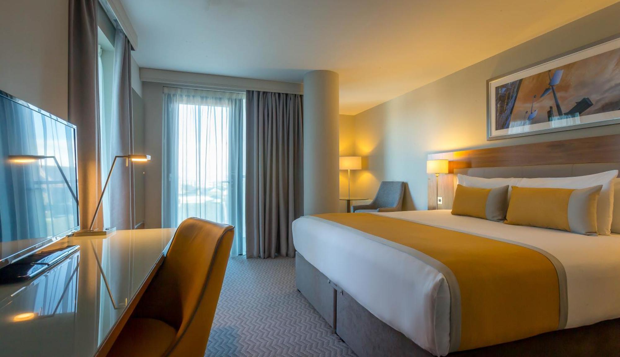 Executive King Room,1704853481:JPEG