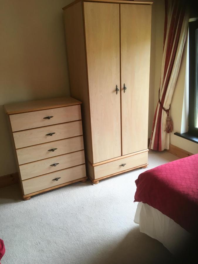 Twin Room with Shared Bathroom