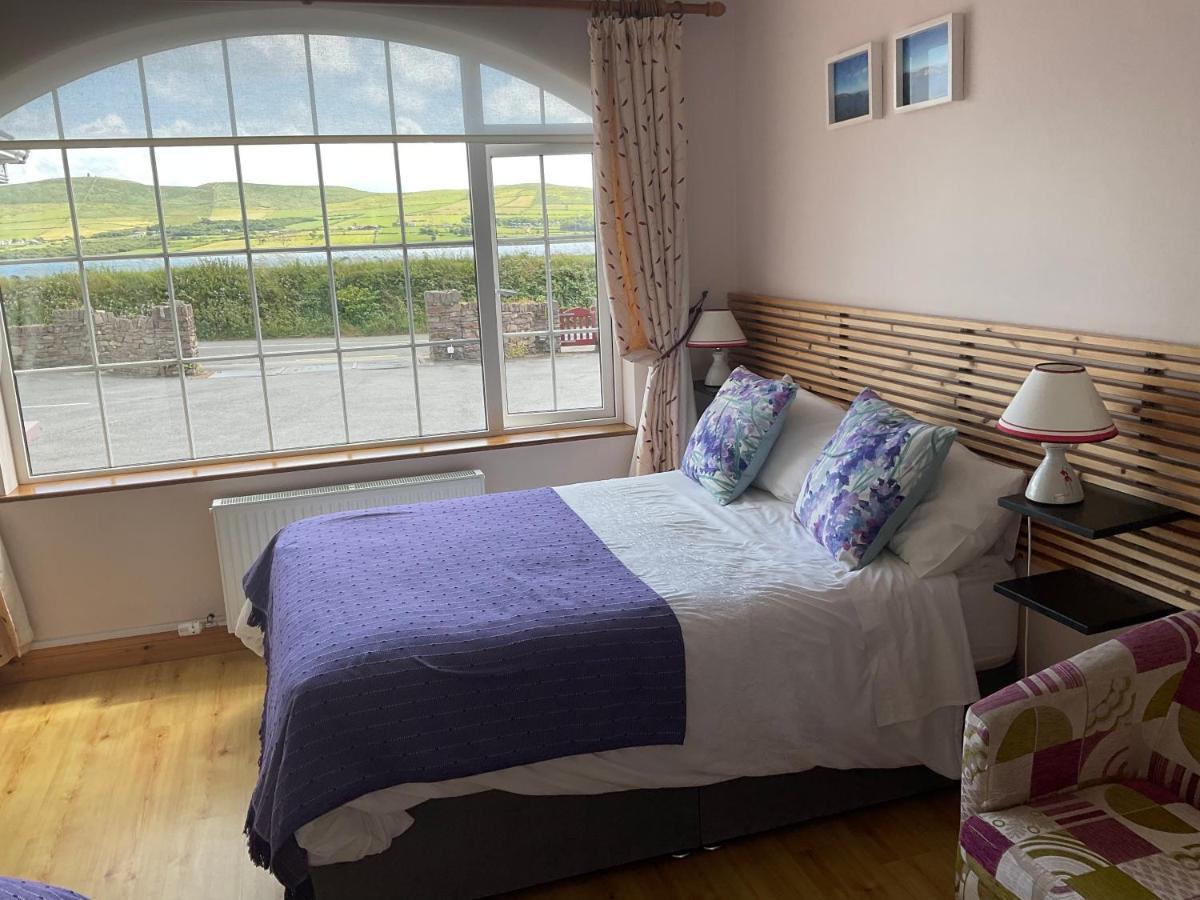 Deluxe Triple Room with Sea View