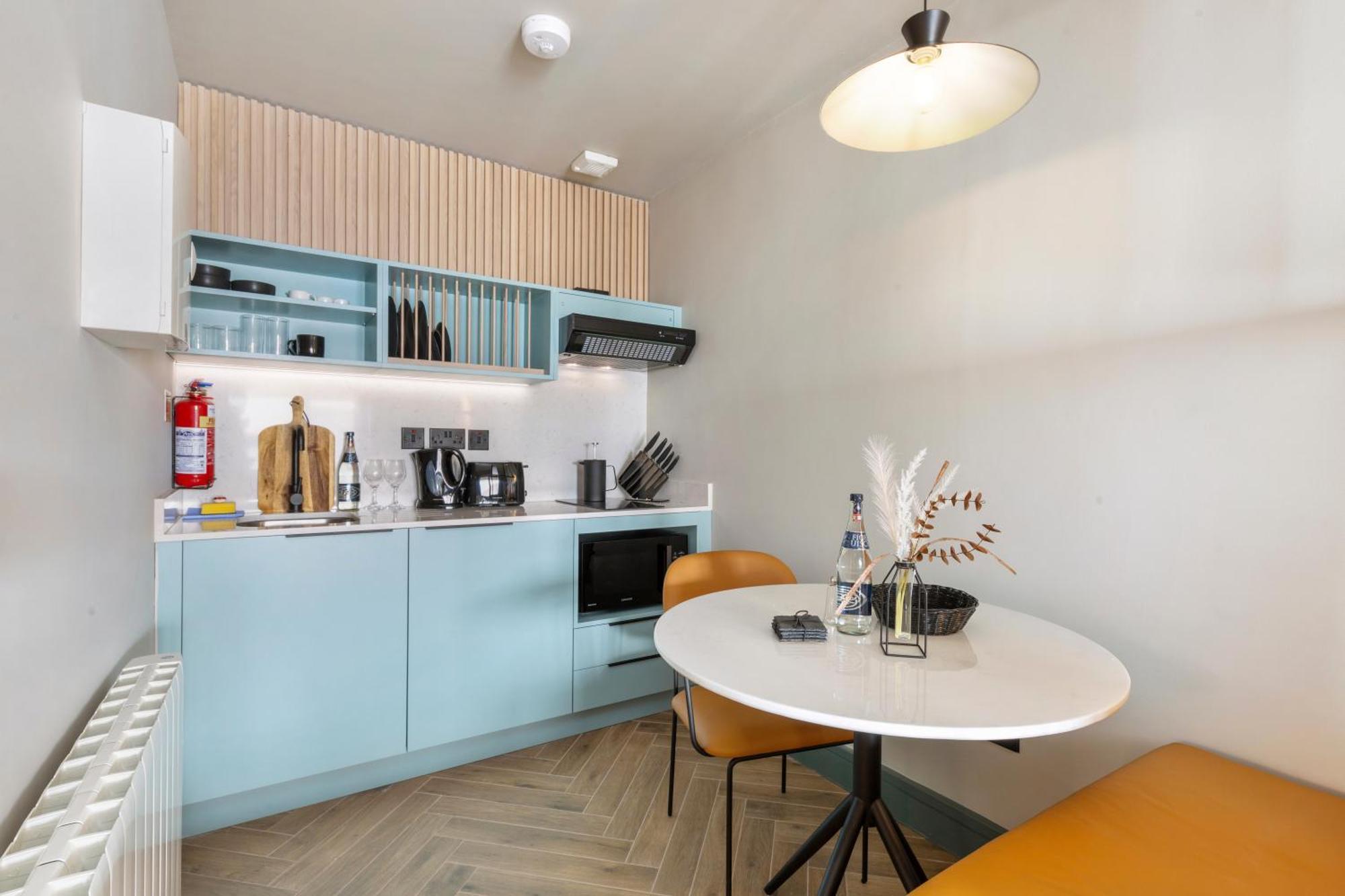 Studio Apartment