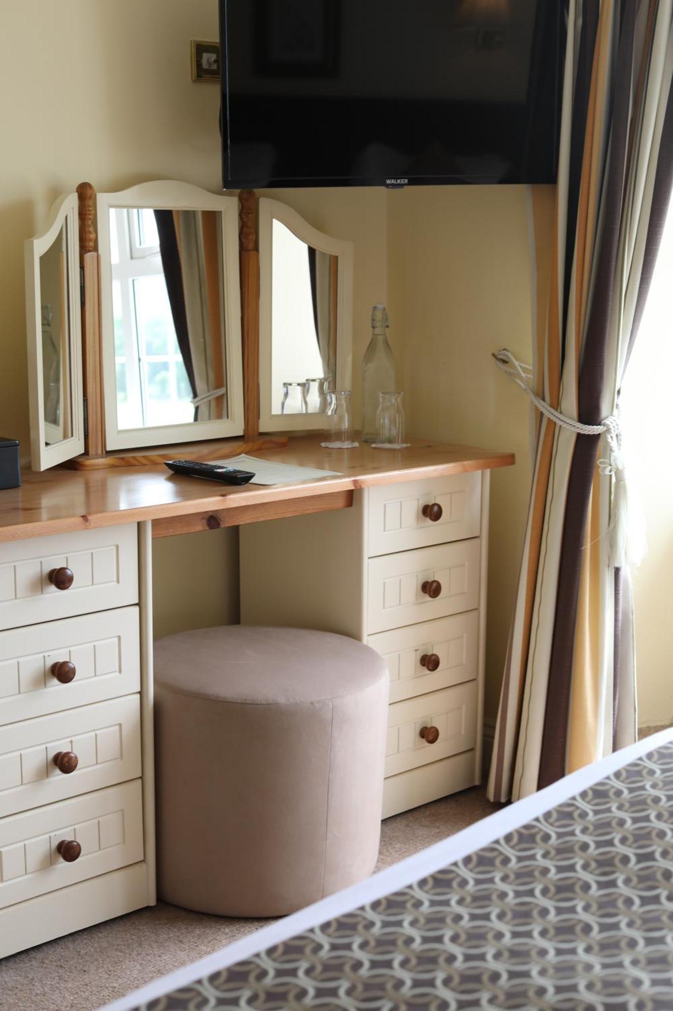 Classic Twin Room,1580341409:JPEG