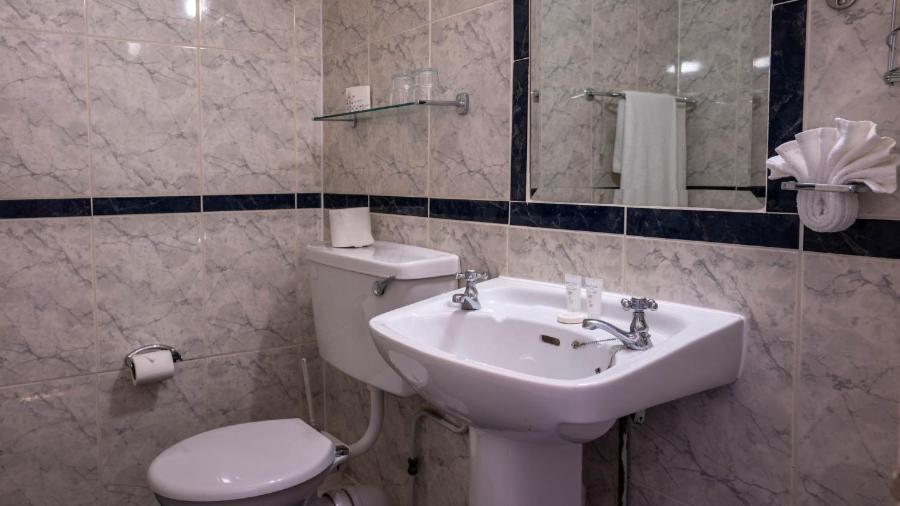 Single Room,1649876443:JPEG