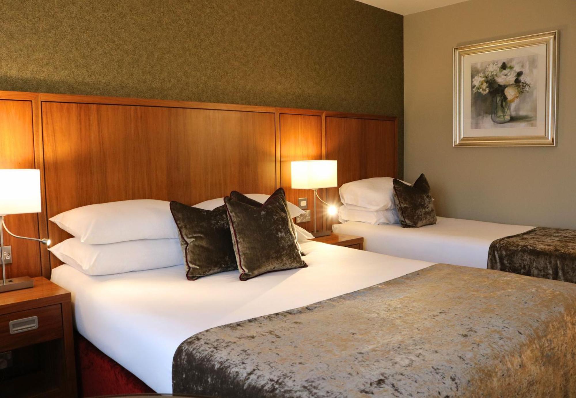Twin Room,1758526460:JPEG