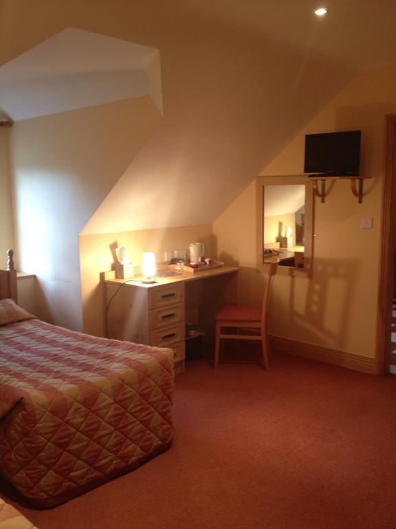Comfort Triple Room with Shower