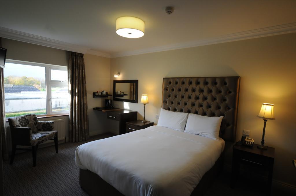Double Room,1382488073:JPEG