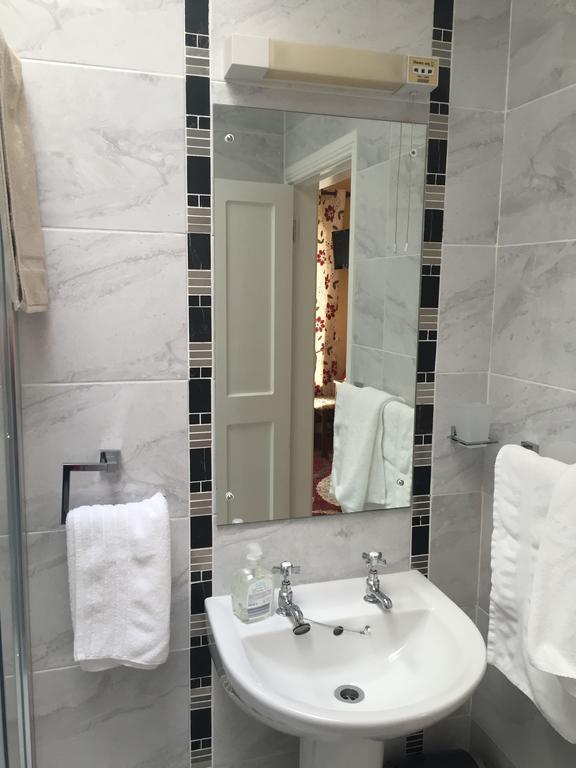 Double Room,1243204987:JPEG