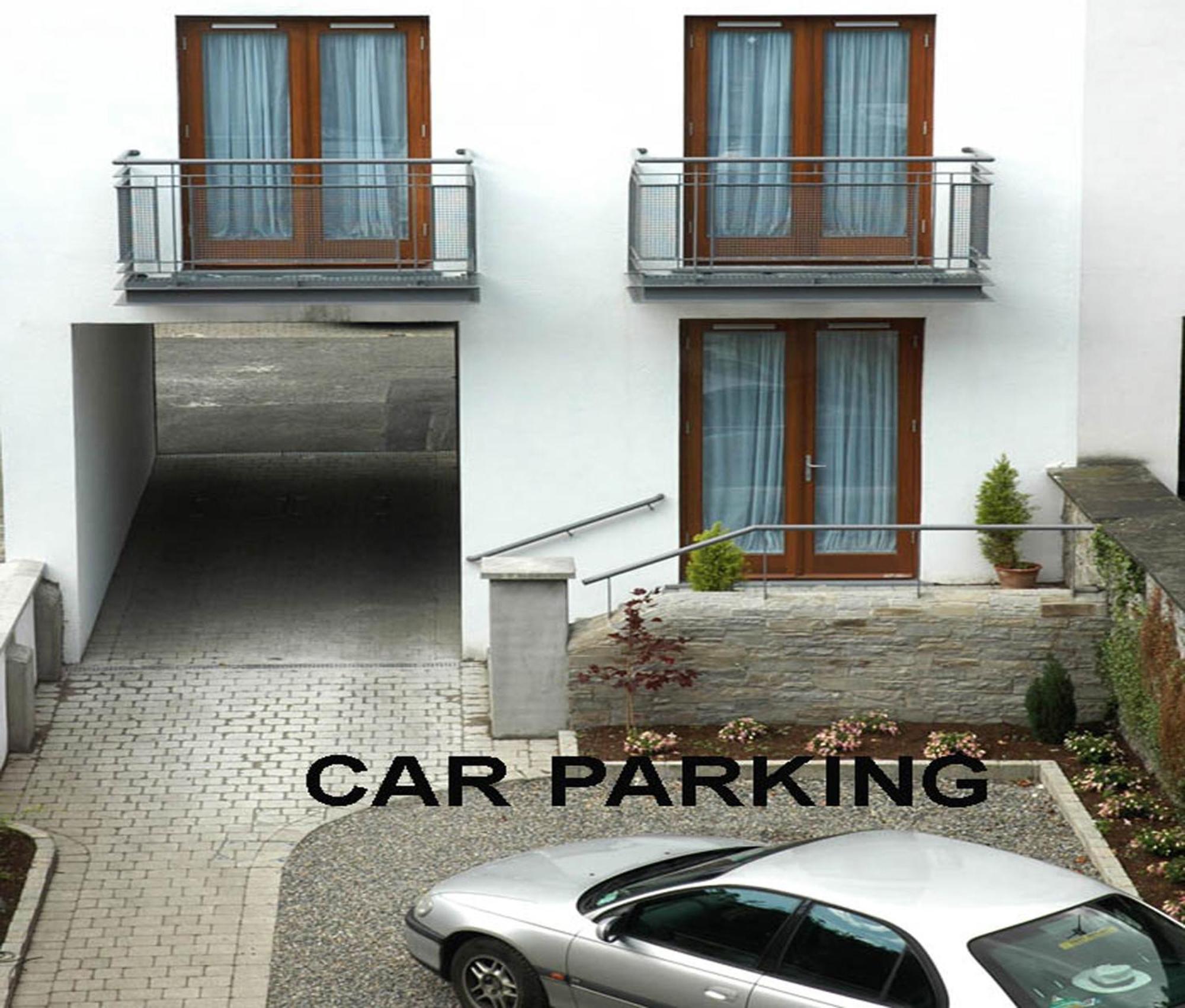 Camera Matrimoniale con Parcheggio