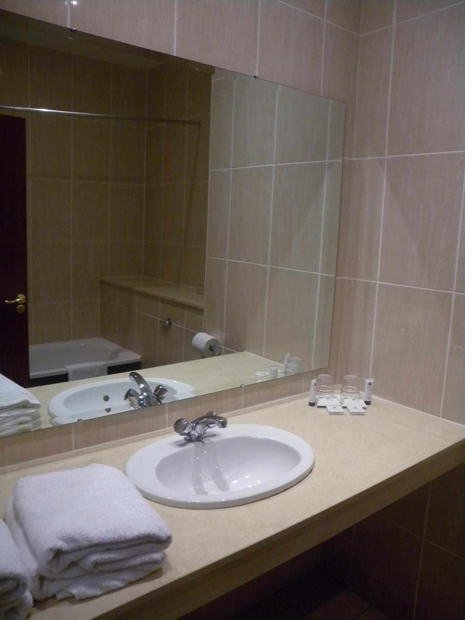 Double Room,830561342:JPEG