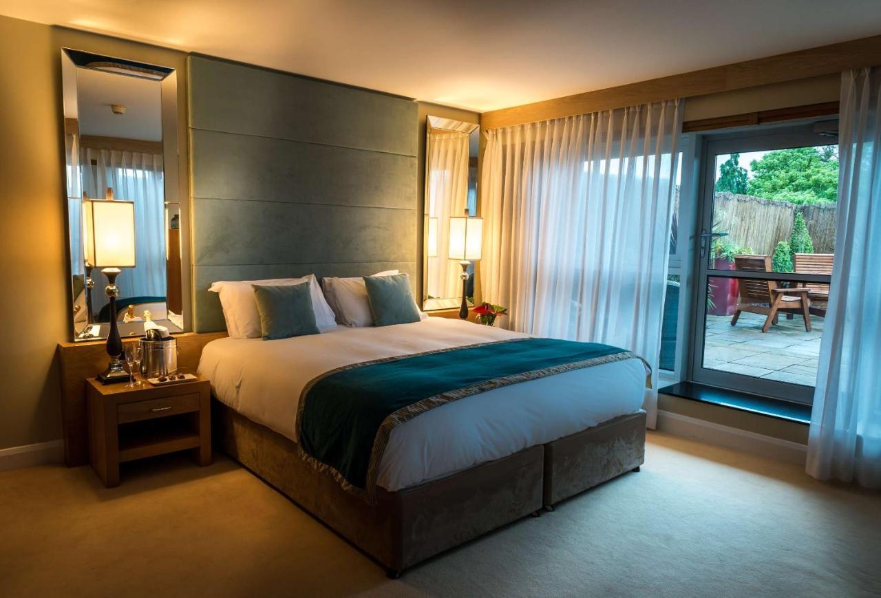 Superior Room,1563261112:JPEG