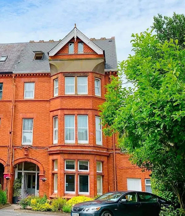 Redclyffe Guesthouse-1