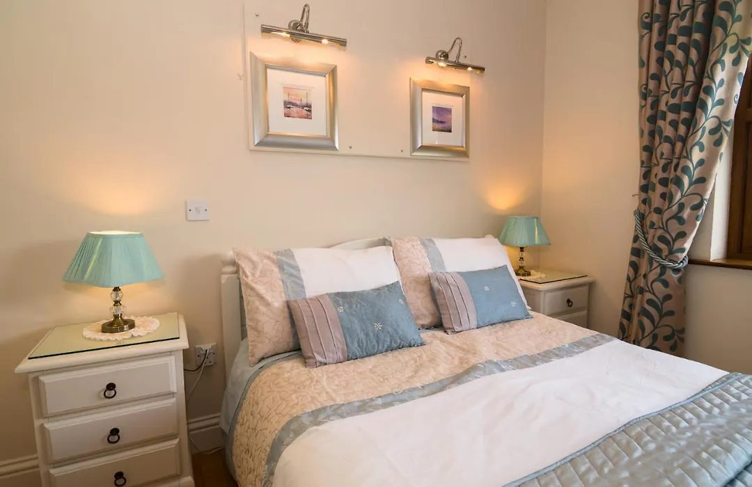 Cois Li Accommodation-1