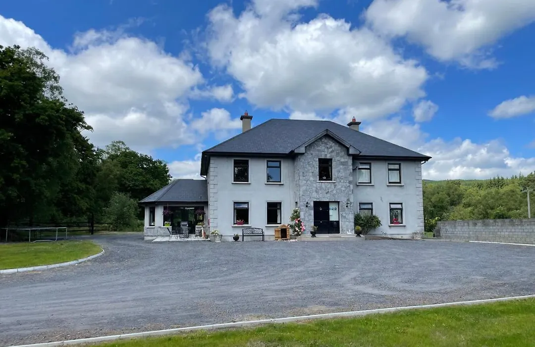 Deerbrook House B&B-1