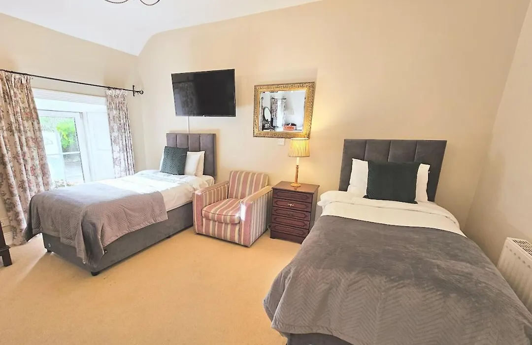 The Glenbeigh Hotel-1
