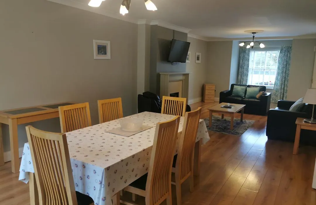 Bunratty Holiday Homes-1