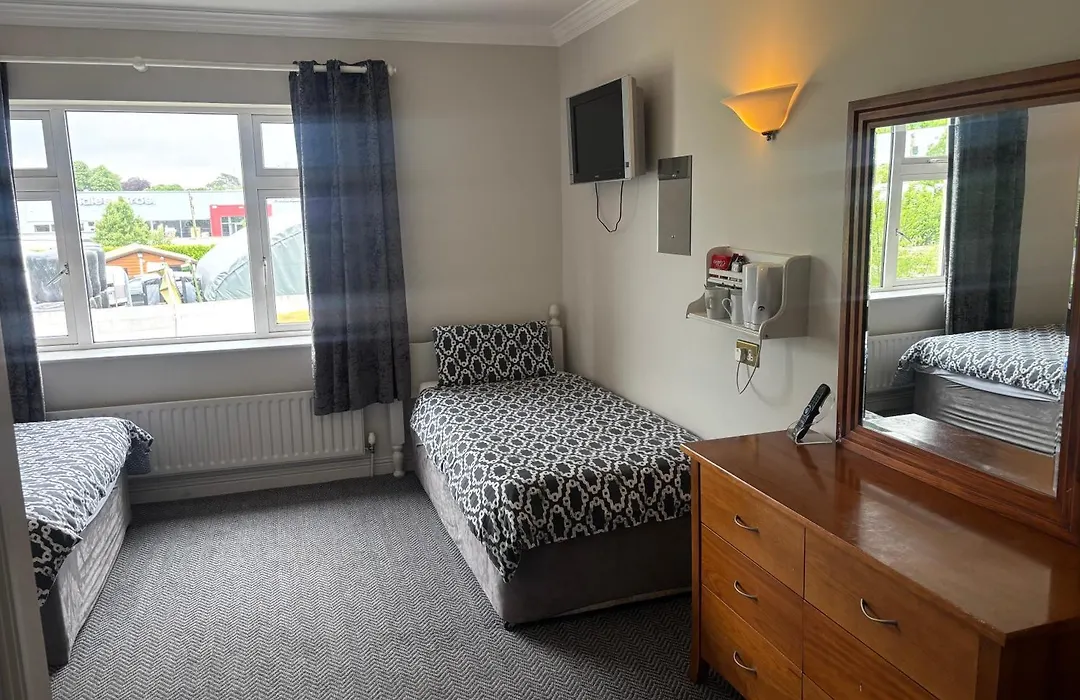 Harmony Inn - Glena House-1