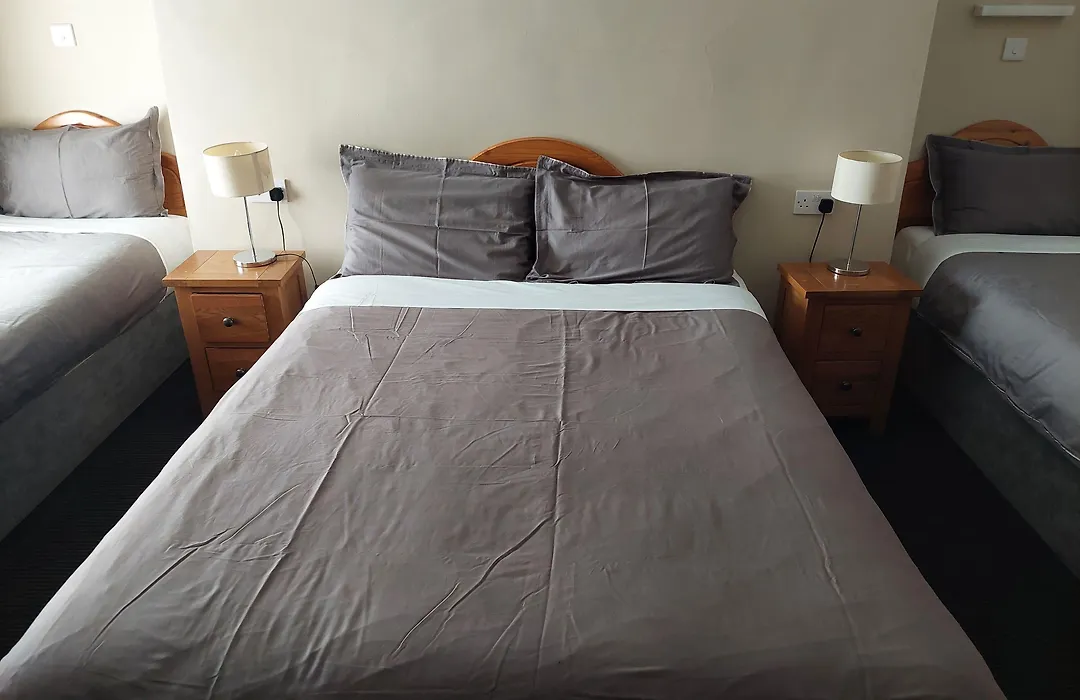 Parkway Guesthouse-1