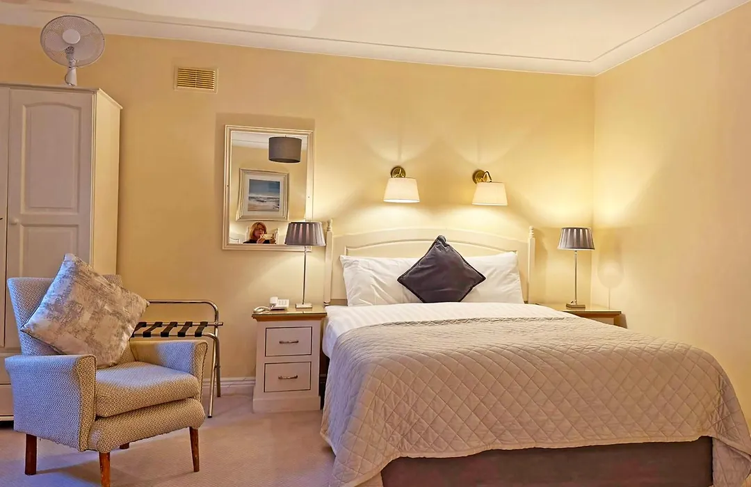 Waterloo Lodge-1