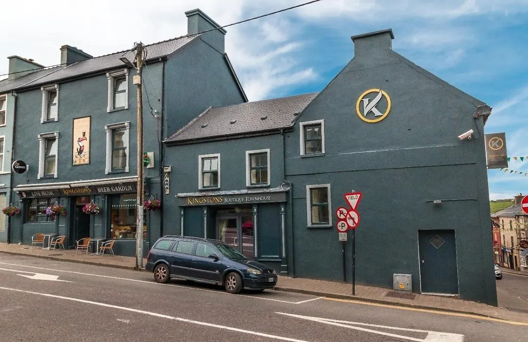 Kingston'S Townhouse-1