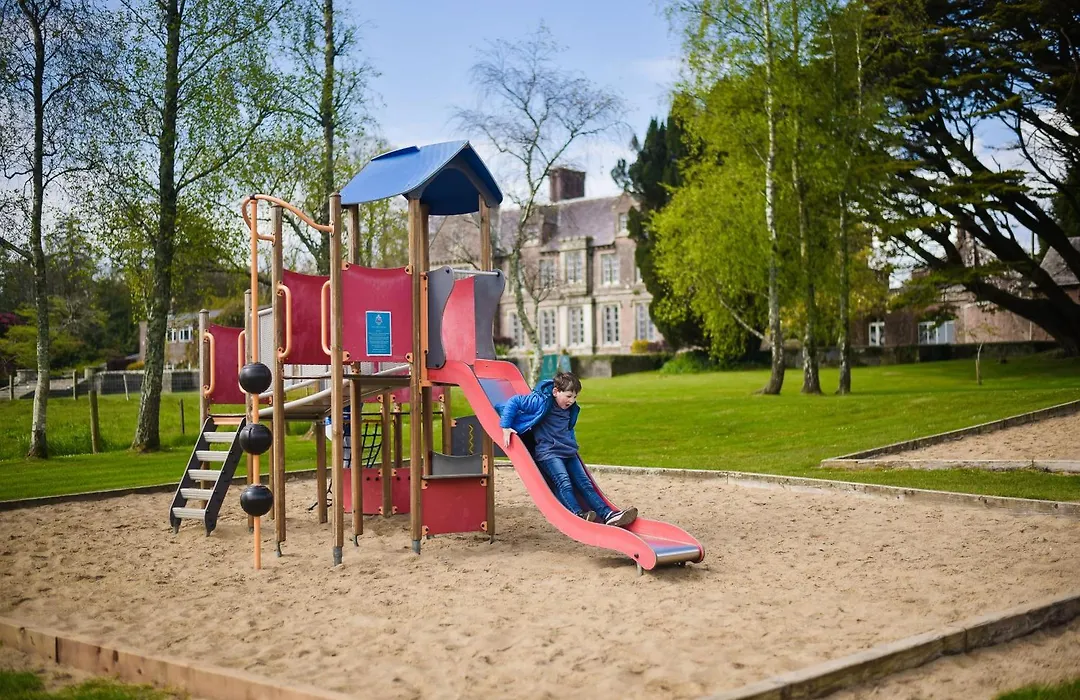 Wells House & Gardens Self Catering Sleeps 5-1