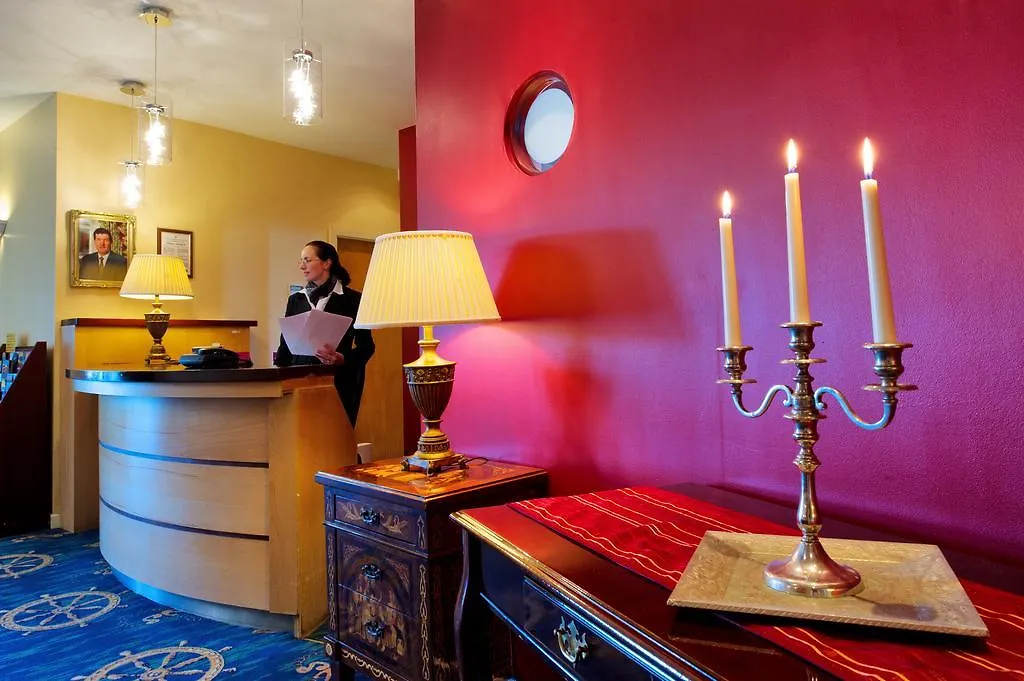 Logues Liscannor Hotel-1
