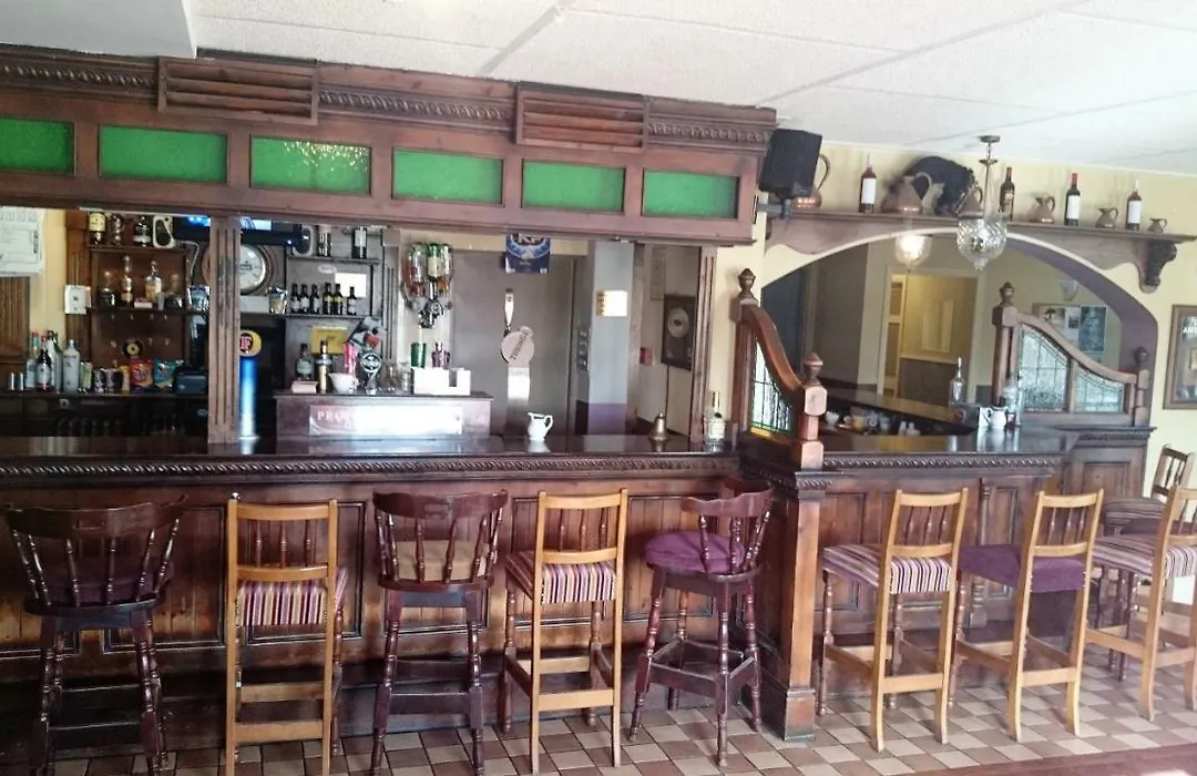 Marty'S Halfway House-1