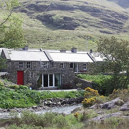 Delphi Lodge-2