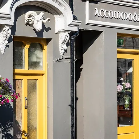 Bridge Street Townhouse-3