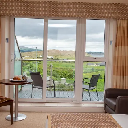 Strandhill Boutique Hotel Lodge And Suites-3