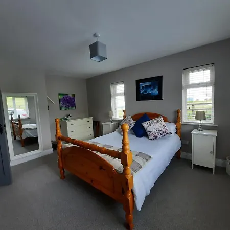 Island View Bed And Breakfast-3
