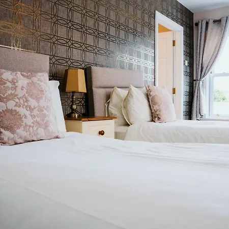 Plougastel House B&B-2