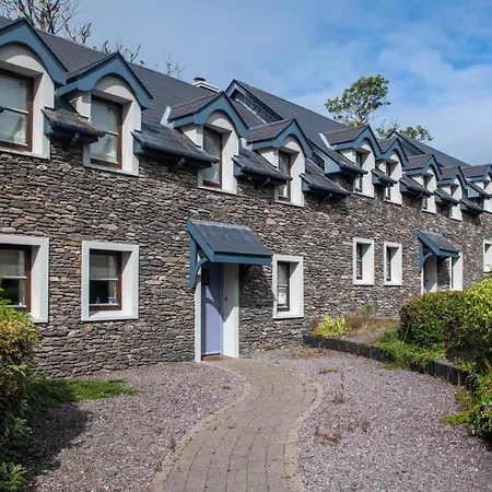 Dingle Courtyard Cottages 2 Bed Sleeps 4-2