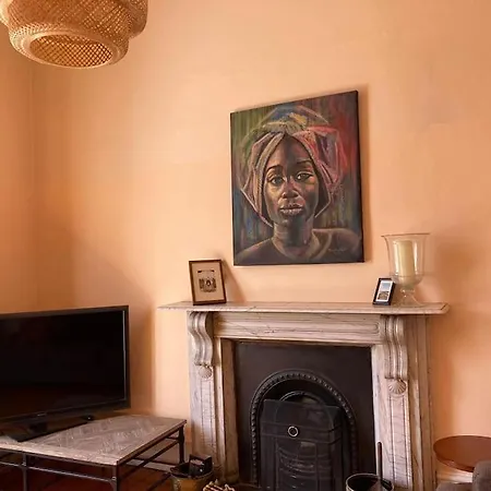 Family Home In The Heart Of Dublin-2
