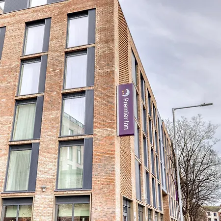 Premier Inn Dublin City The Liberties-3