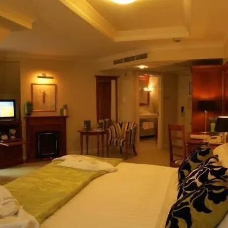 Westwood Hotel-3