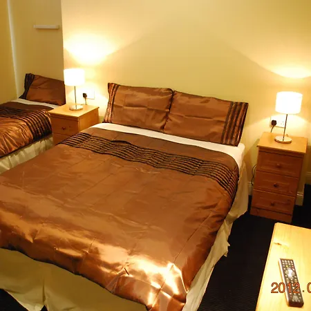 Parkway Guesthouse-3