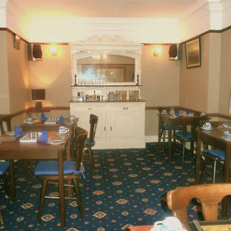Rathmore House Bed & Breakfast-2