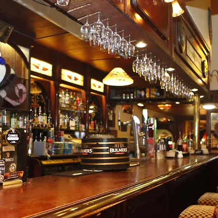 Hallahan'S-3
