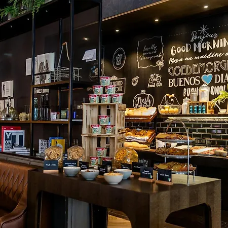 Motel One Dublin-3