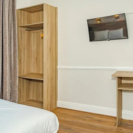 Iveagh Lodge-3