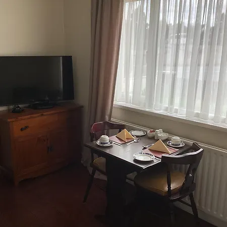 The Meadows Bed And Breakfast-2