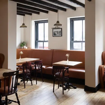 Butler Arms Hotel-2