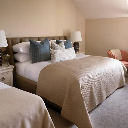 Butler Arms Hotel-3
