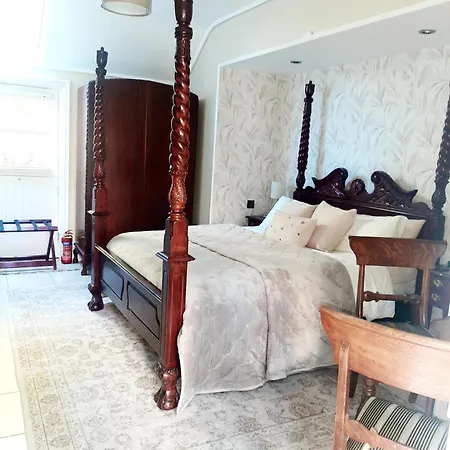 Riverside Lodge-2