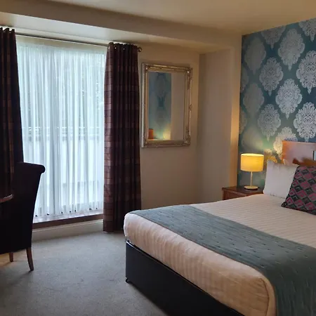 Raheen Woods Hotel-2