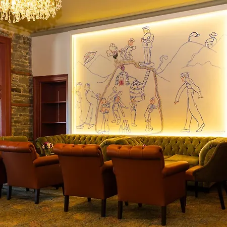 Falls Hotel & Spa-3